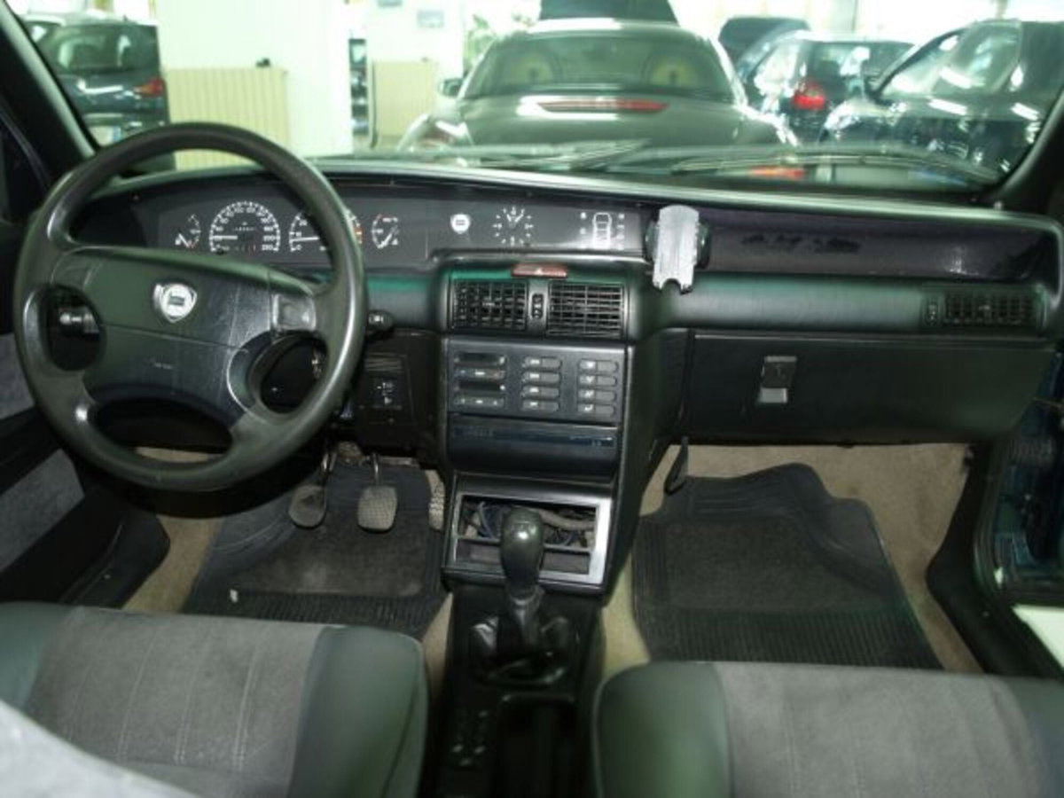 Lancia Delta 1.4 T-Jet 120 CV Argento Ecochic GPL (5)