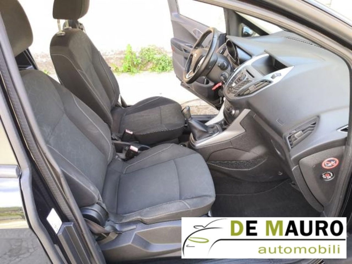 Ford B-Max B-Max 1.4 90 CV (11)