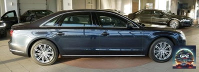 Audi A8 L 6.3 W12 FSI quattro tiptronic (18)
