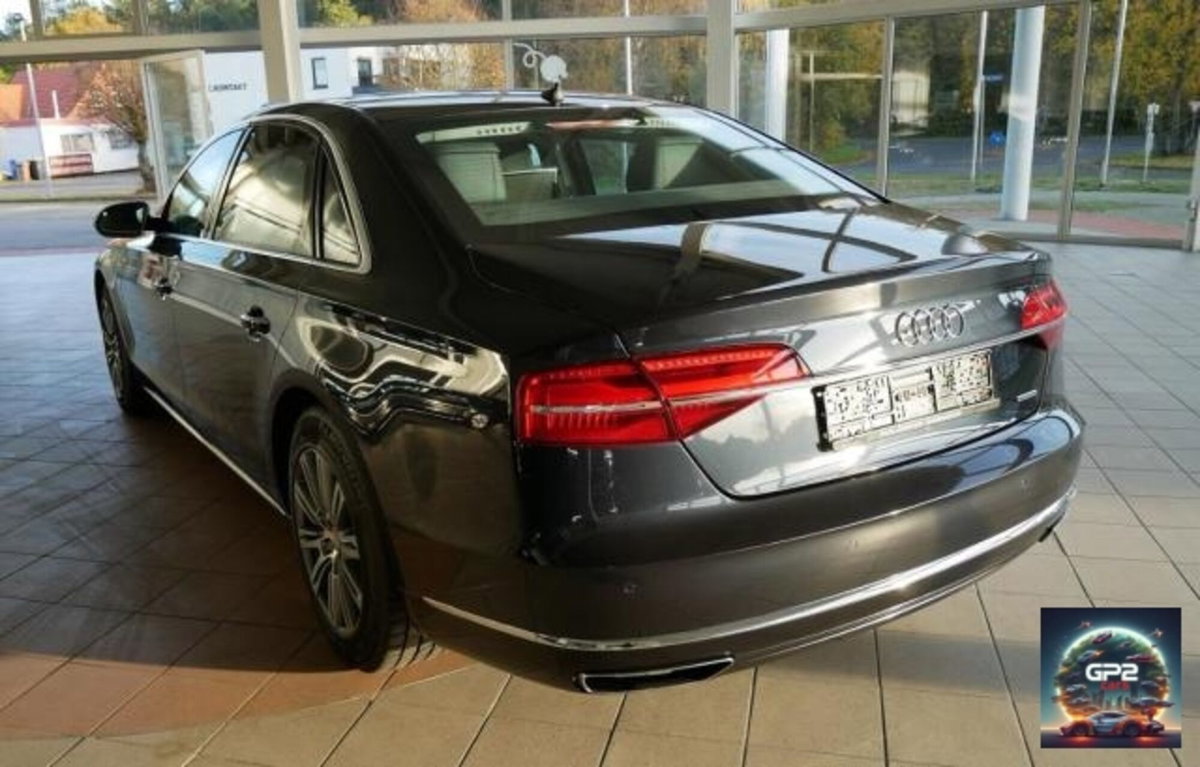 Audi A8 L 6.3 W12 FSI quattro tiptronic (20)