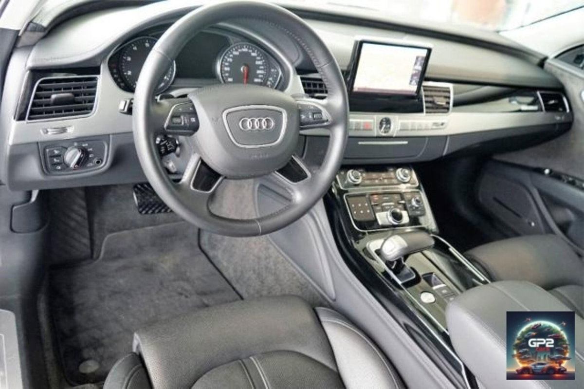 Audi A8 L 6.3 W12 FSI quattro tiptronic (9)