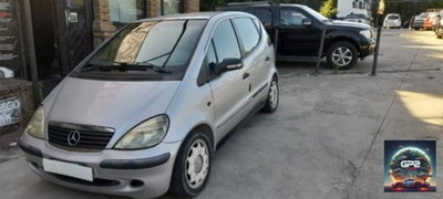 Mercedes-Benz Classe A 170 Classic (3)