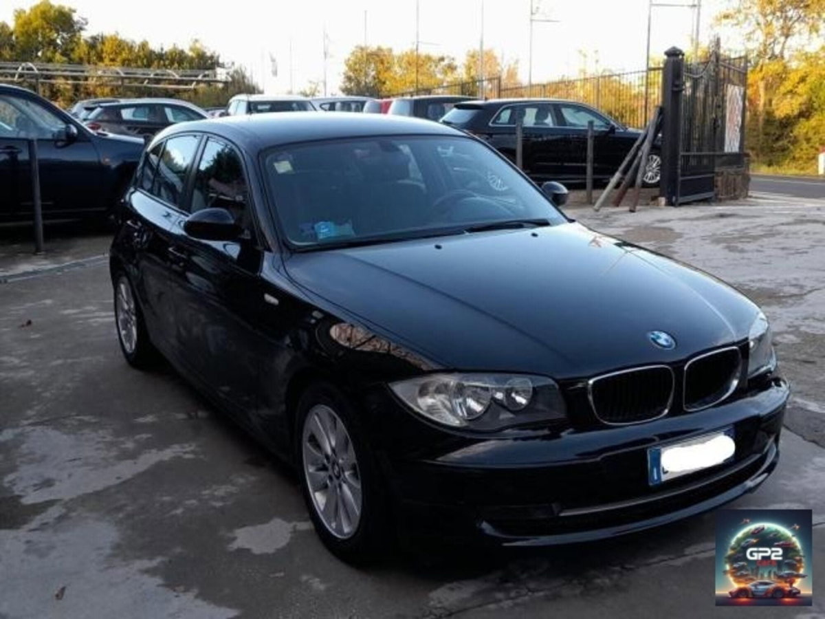 BMW Serie 1 120d cat 5 porte Futura DPF (2)