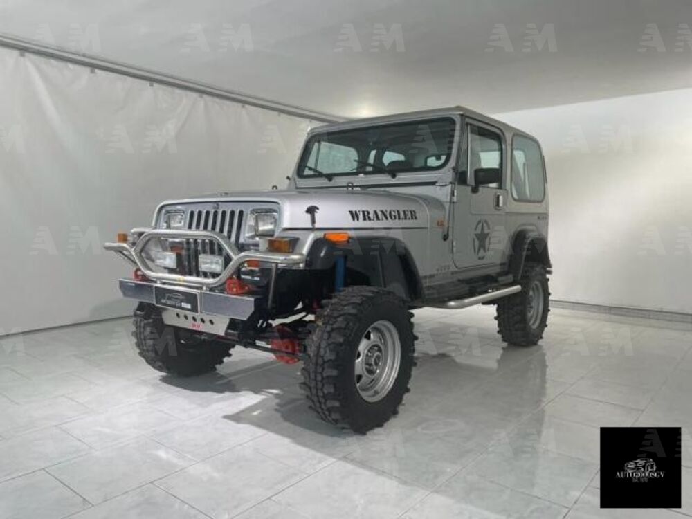 Jeep Wrangler 2.5 Laredo (3)