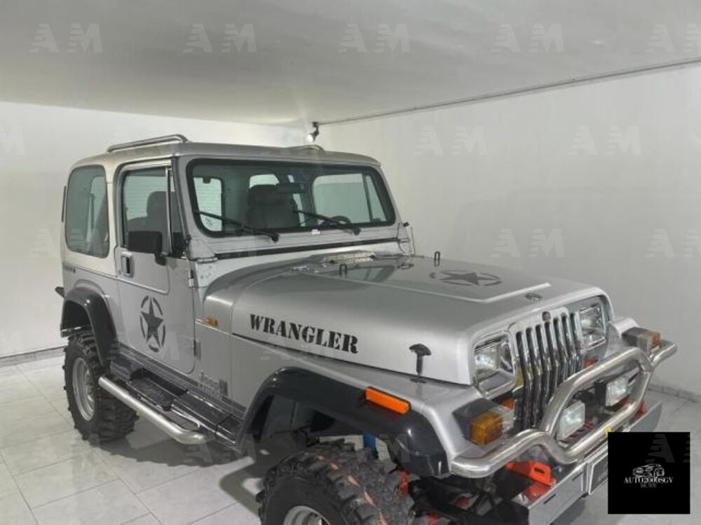 Jeep Wrangler 2.5 Laredo (4)
