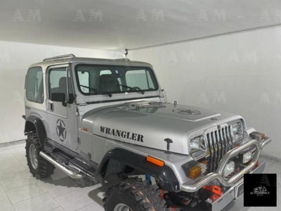 Jeep Wrangler 2.5 Laredo (4)