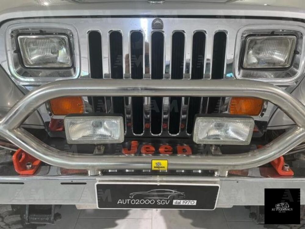 Jeep Wrangler 2.5 Laredo (6)