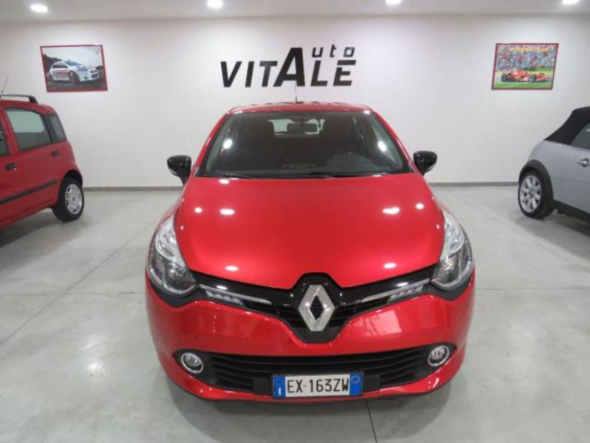 Renault Clio 1.5 dCi 8V 75CV 5 porte Costume National (11)