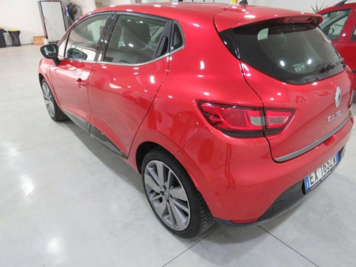 Renault Clio 1.5 dCi 8V 75CV 5 porte Costume National (4)