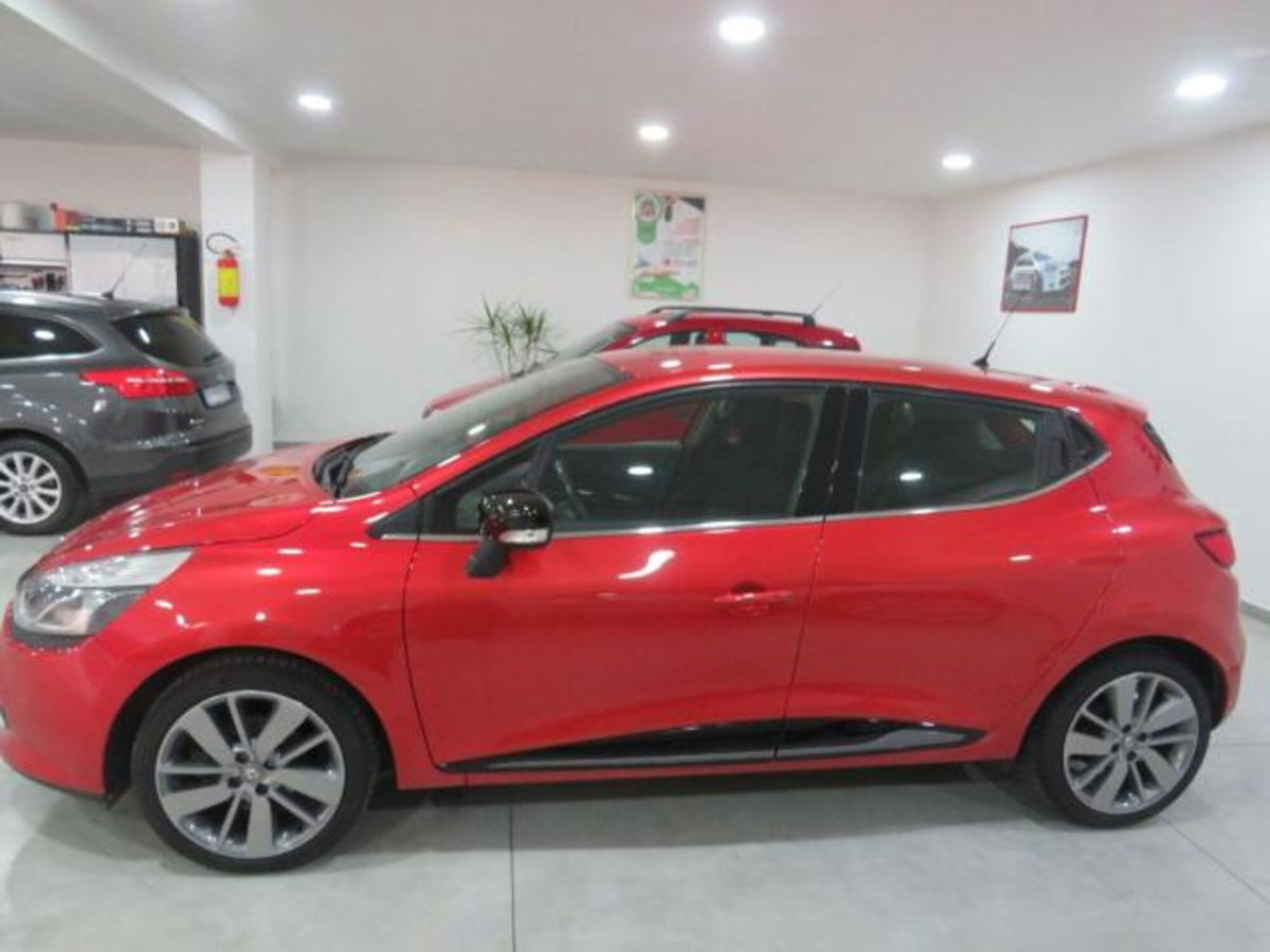 Renault Clio 1.5 dCi 8V 75CV 5 porte Costume National (5)