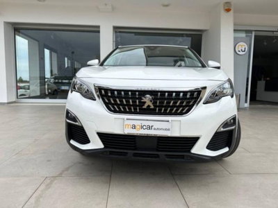 Peugeot 3008 BlueHDi 130 S&S EAT8 Business (2)