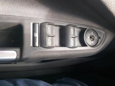 Ford C-Max 1.0 EcoBoost 100CV Titanium (13)