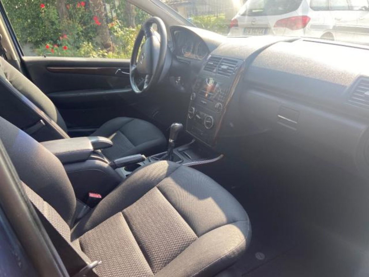 Mercedes-Benz Classe A 180 CDI Elegance (3)