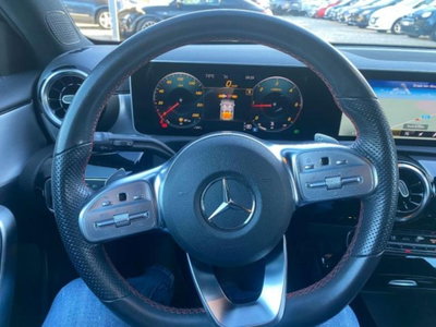 Mercedes-Benz Classe A Sedan 180 d Automatic 4p. Premium (11)