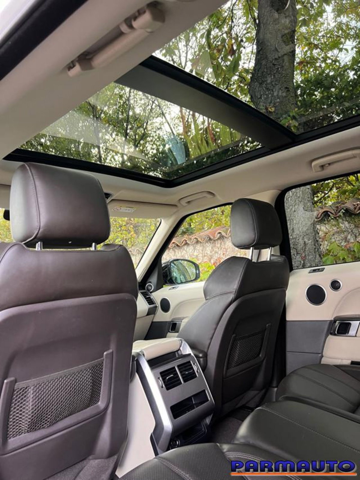 Land Rover Range Rover Sport 3.0 TDV6 HSE (12)