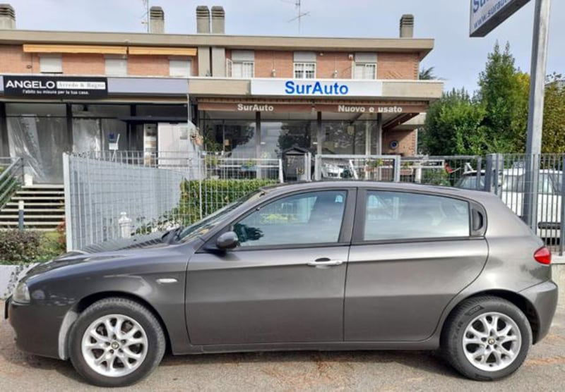 Alfa Romeo 147 1.6 16V TS (105) 5 porte Distinctive