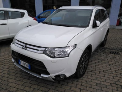 Mitsubishi Outlander 2.2 DI-D 4WD Instyle 7p. (3)