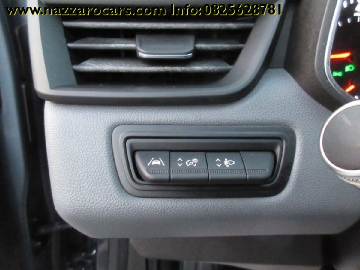 Renault Clio TCe 100 CV 5 porte Business (10)