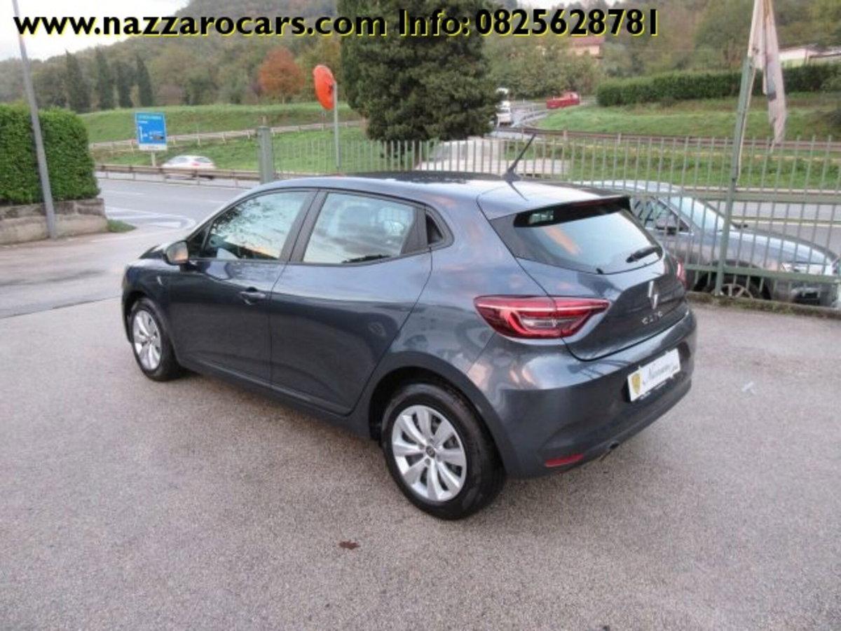 Renault Clio TCe 100 CV 5 porte Business (17)
