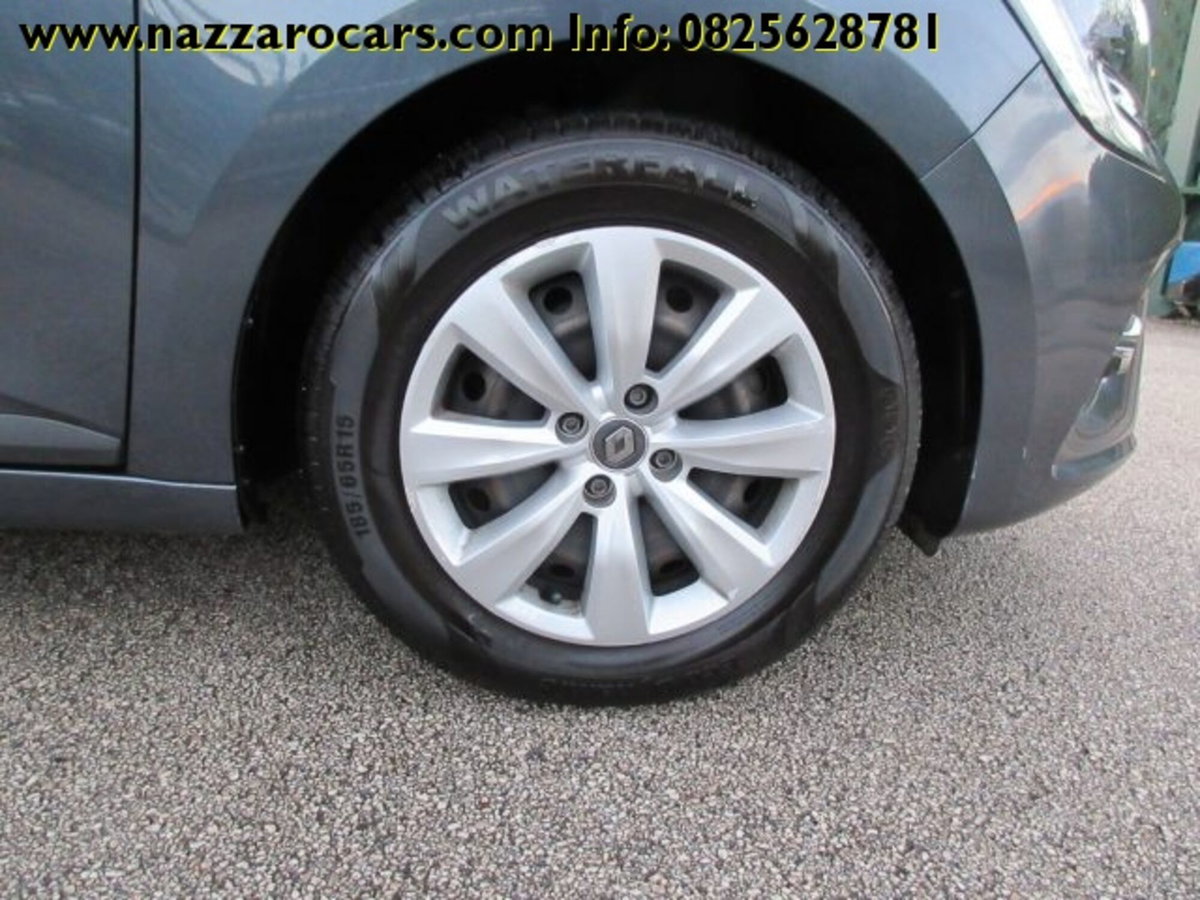 Renault Clio TCe 100 CV 5 porte Business (20)