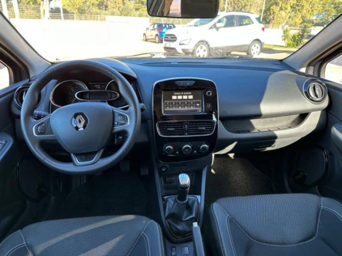 Renault Clio Sporter 1.5 dCi 8V 90CV EDC Energy (12)