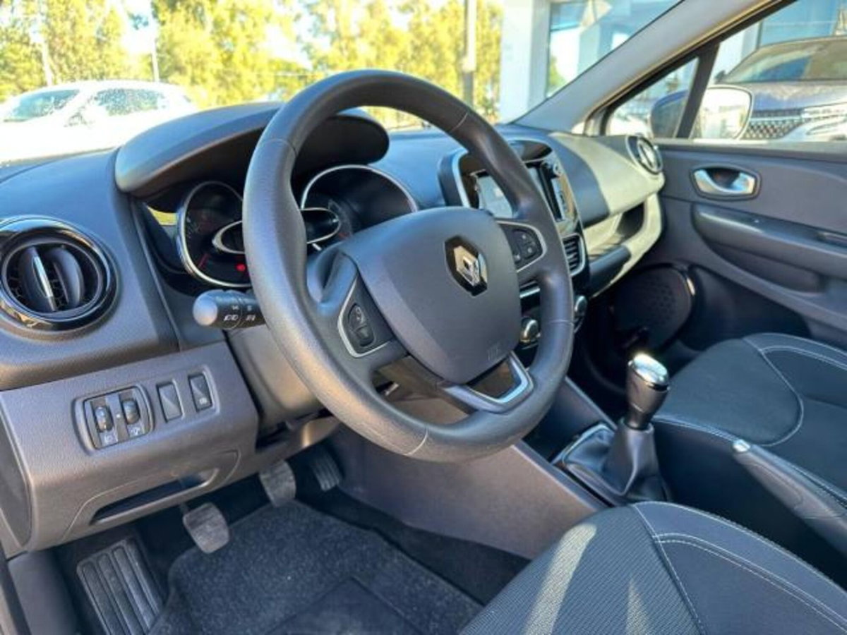 Renault Clio Sporter 1.5 dCi 8V 90CV EDC Energy (8)