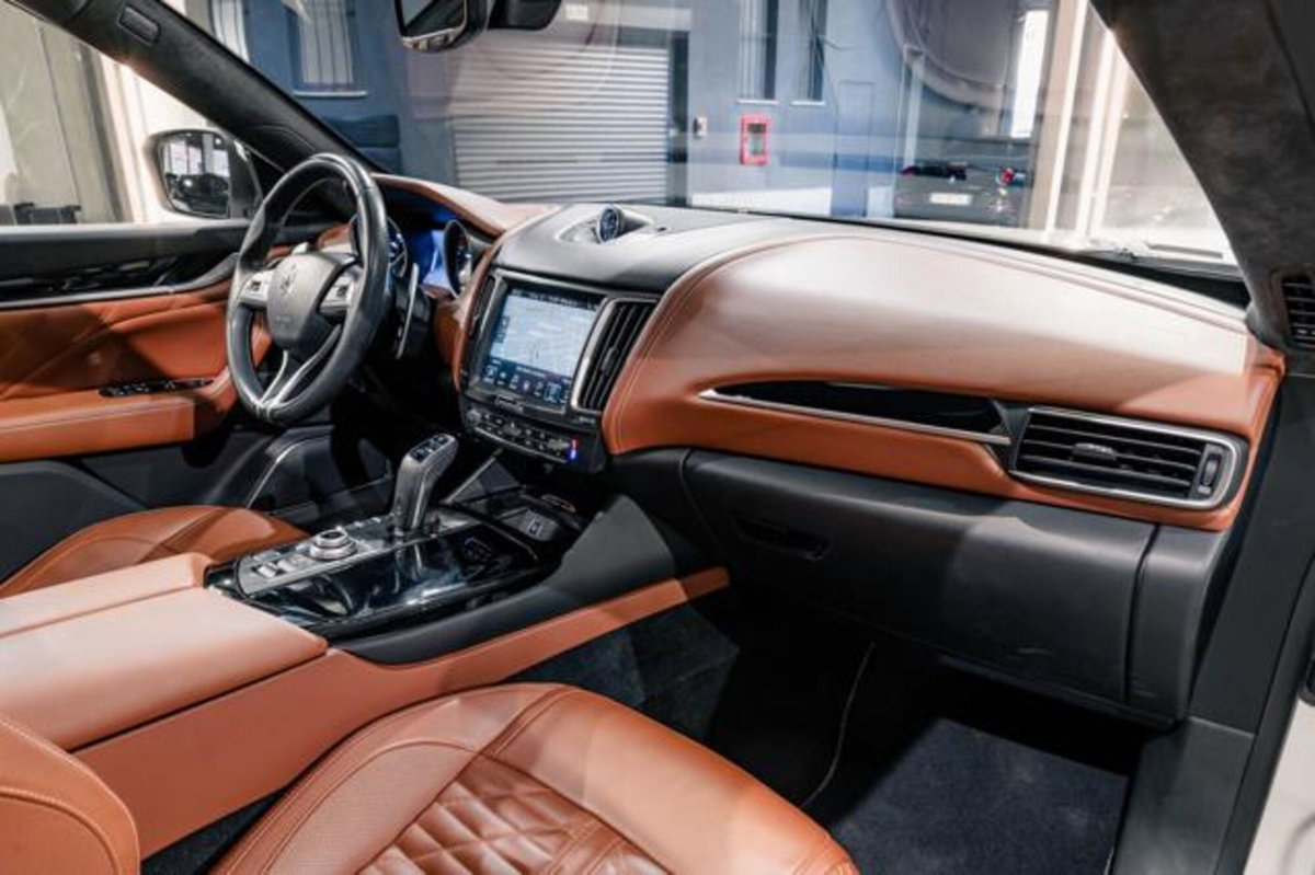 Maserati Levante Levante V8 580 CV AWD Trofeo (17)