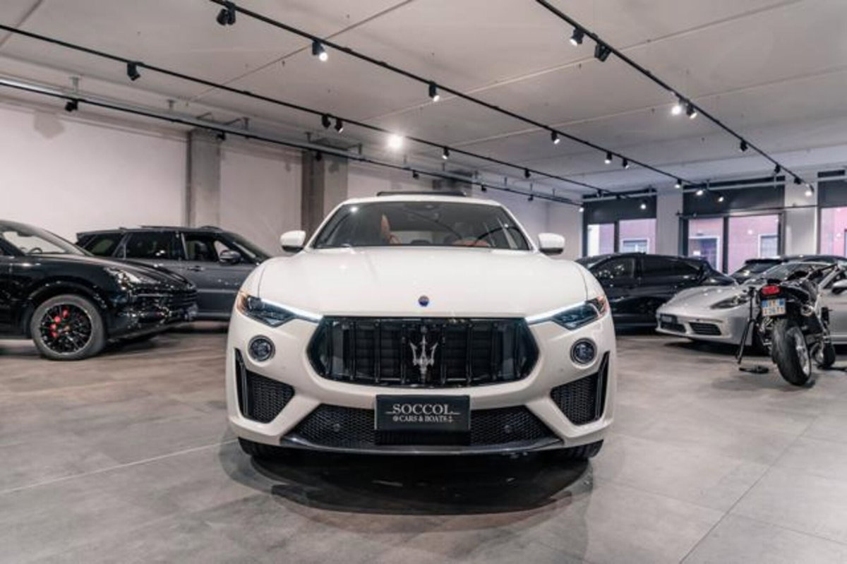 Maserati Levante Levante V8 580 CV AWD Trofeo (2)
