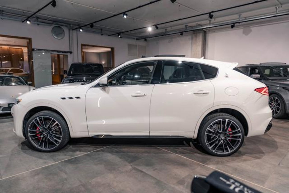 Maserati Levante Levante V8 580 CV AWD Trofeo (3)