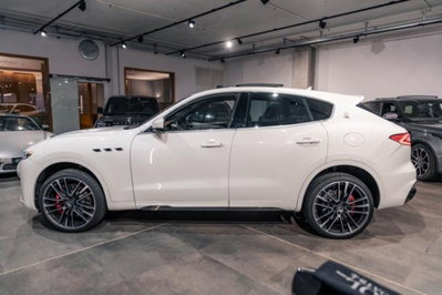 Maserati Levante Levante V8 580 CV AWD Trofeo (3)