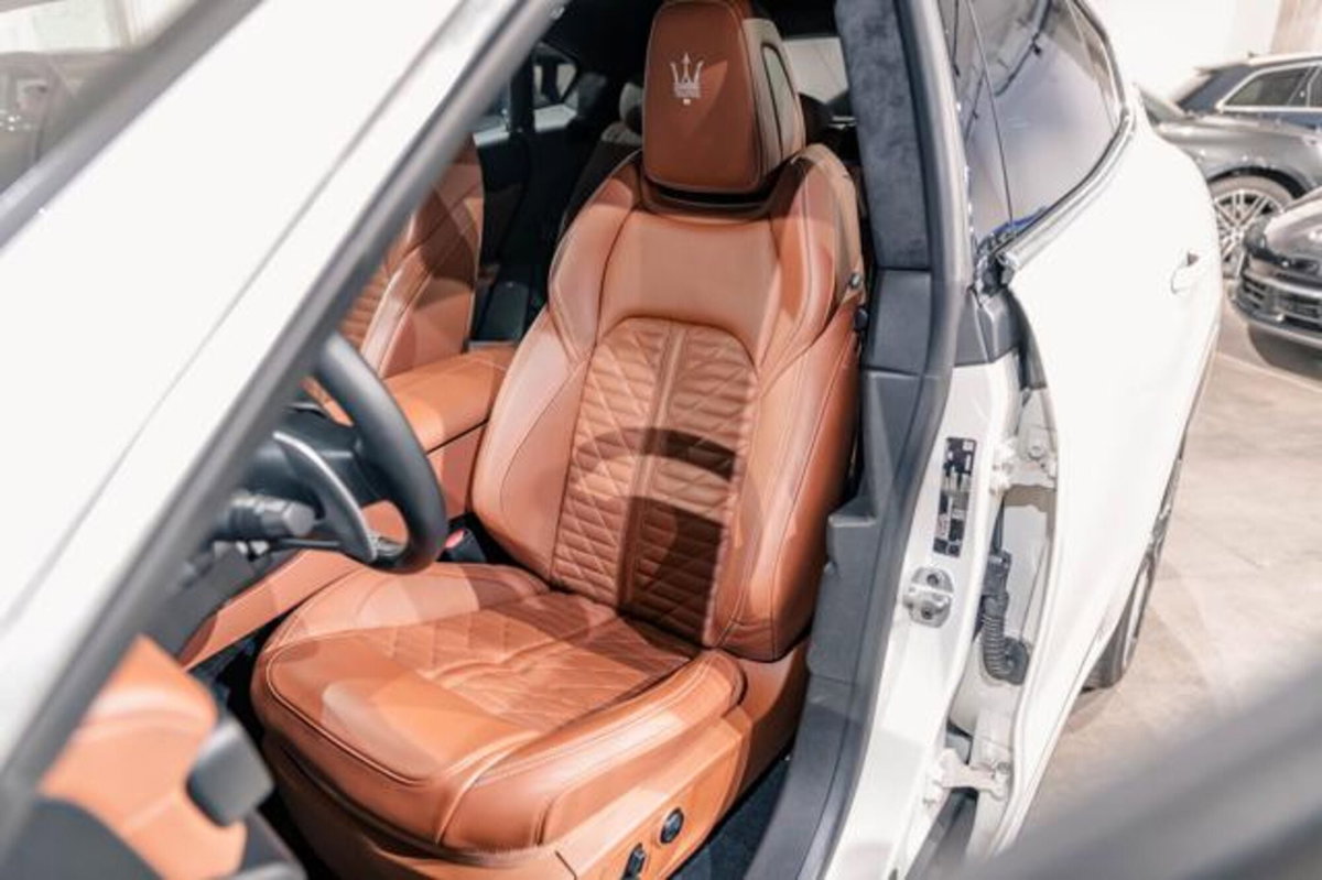 Maserati Levante Levante V8 580 CV AWD Trofeo (9)