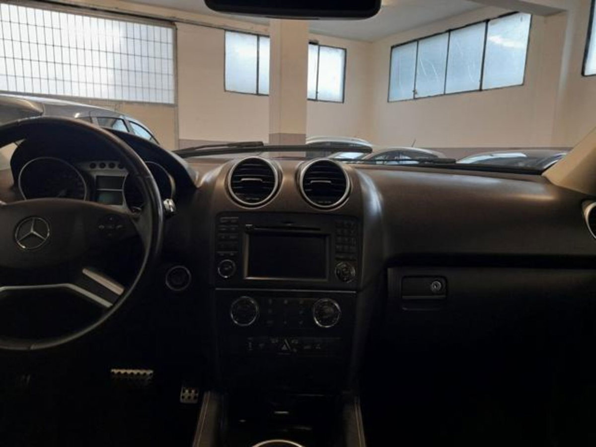 Mercedes-Benz Classe ML 350 CDI Sport (8)