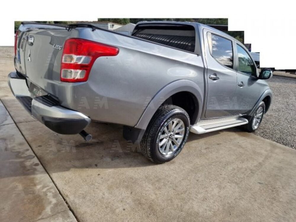 Mitsubishi L200 2.4 DI-D/181CV Double Cab Intense Hp Mivec SDA (15)
