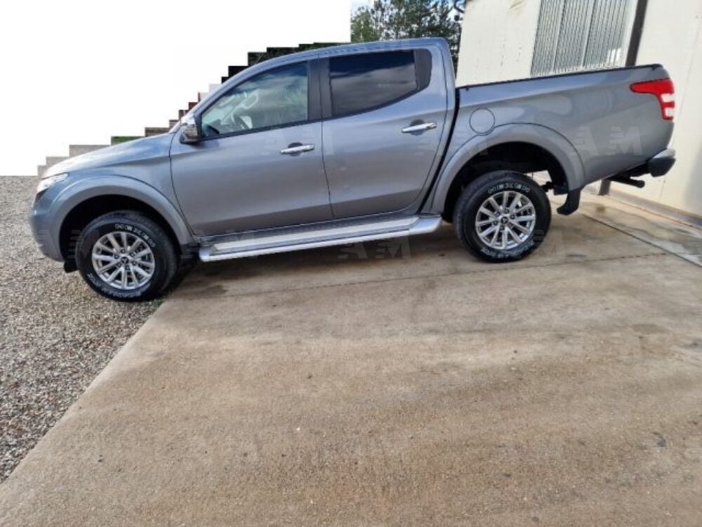 Mitsubishi L200 2.4 DI-D/181CV Double Cab Intense Hp Mivec SDA (2)