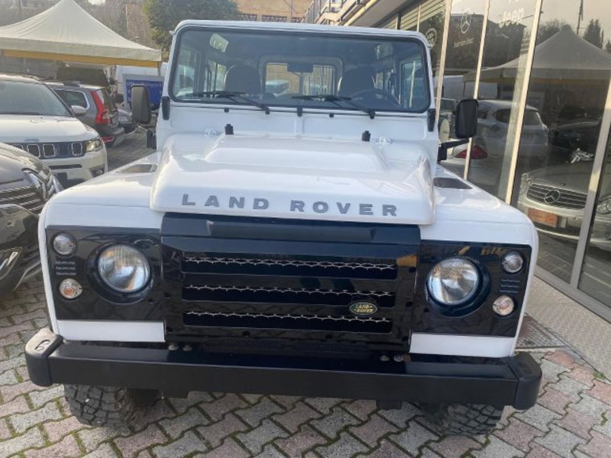 Land Rover Defender 90 2.2 TD4 Station Wagon N1 (8)