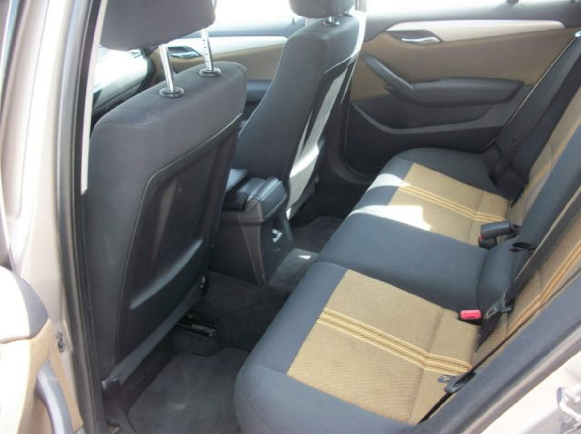 BMW X1 sDrive18d (9)