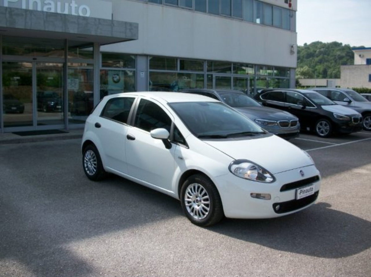 Fiat Punto 1.3 MJT II S&S 85 CV 5 porte ECO Street (3)