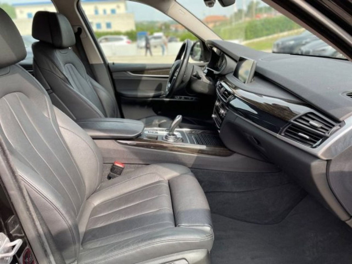 BMW X5 xDrive25d Luxury (10)