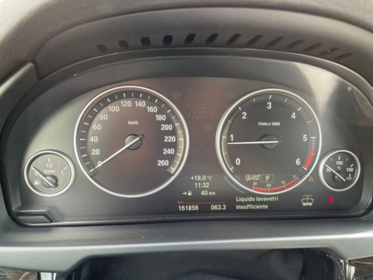 BMW X5 xDrive25d Luxury (13)