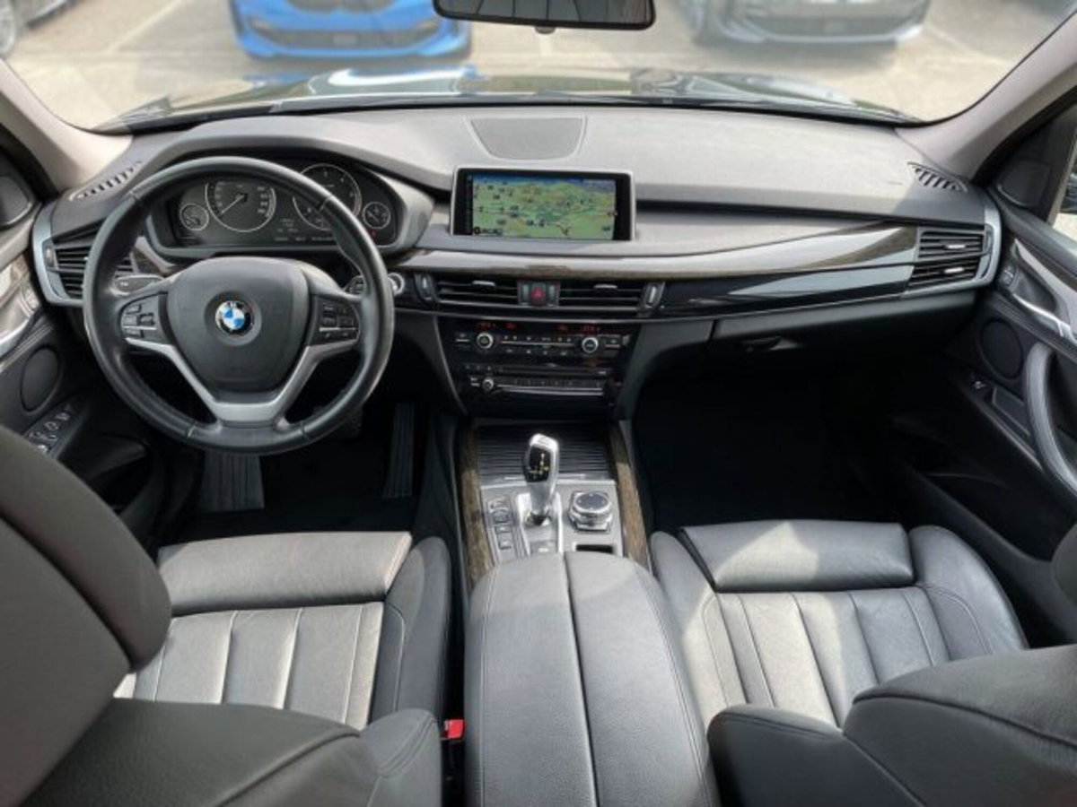 BMW X5 xDrive25d Luxury (9)