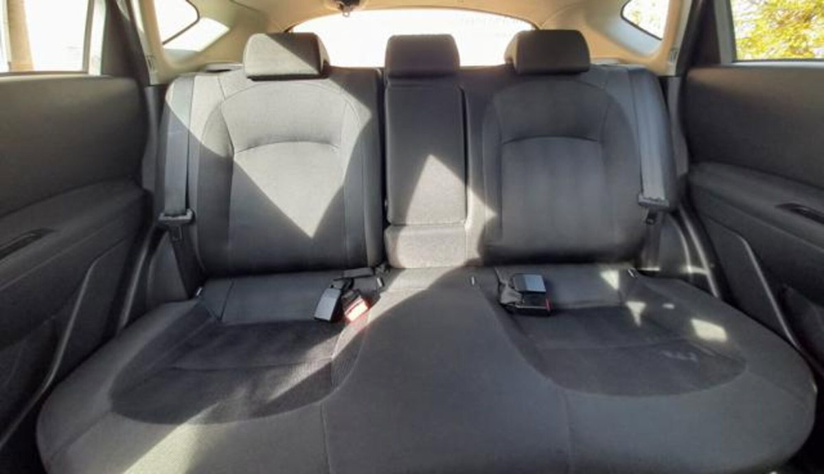 Nissan Qashqai 2.0 dCi DPF 4WD Acenta (11)