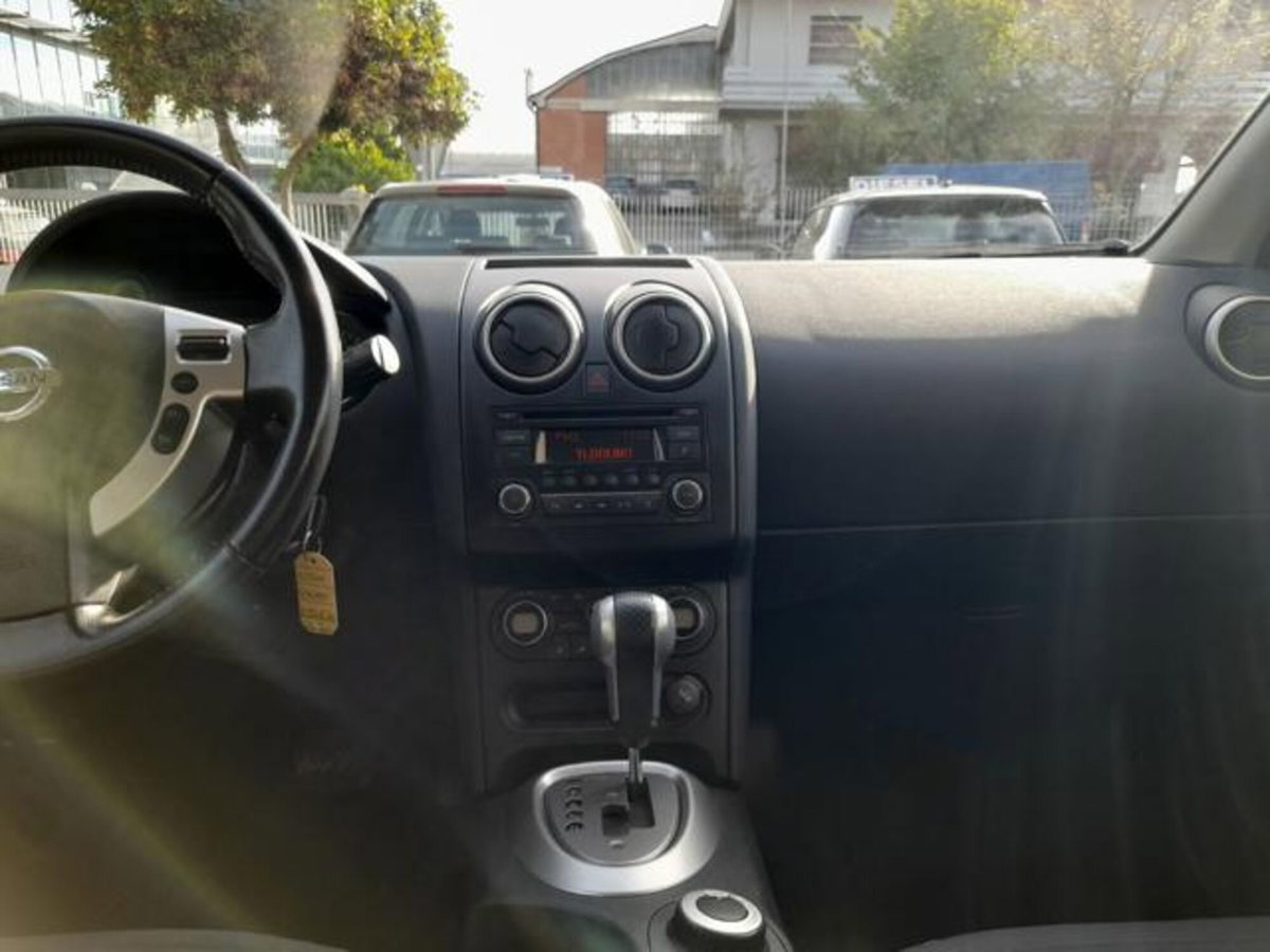 Nissan Qashqai 2.0 dCi DPF 4WD Acenta (8)