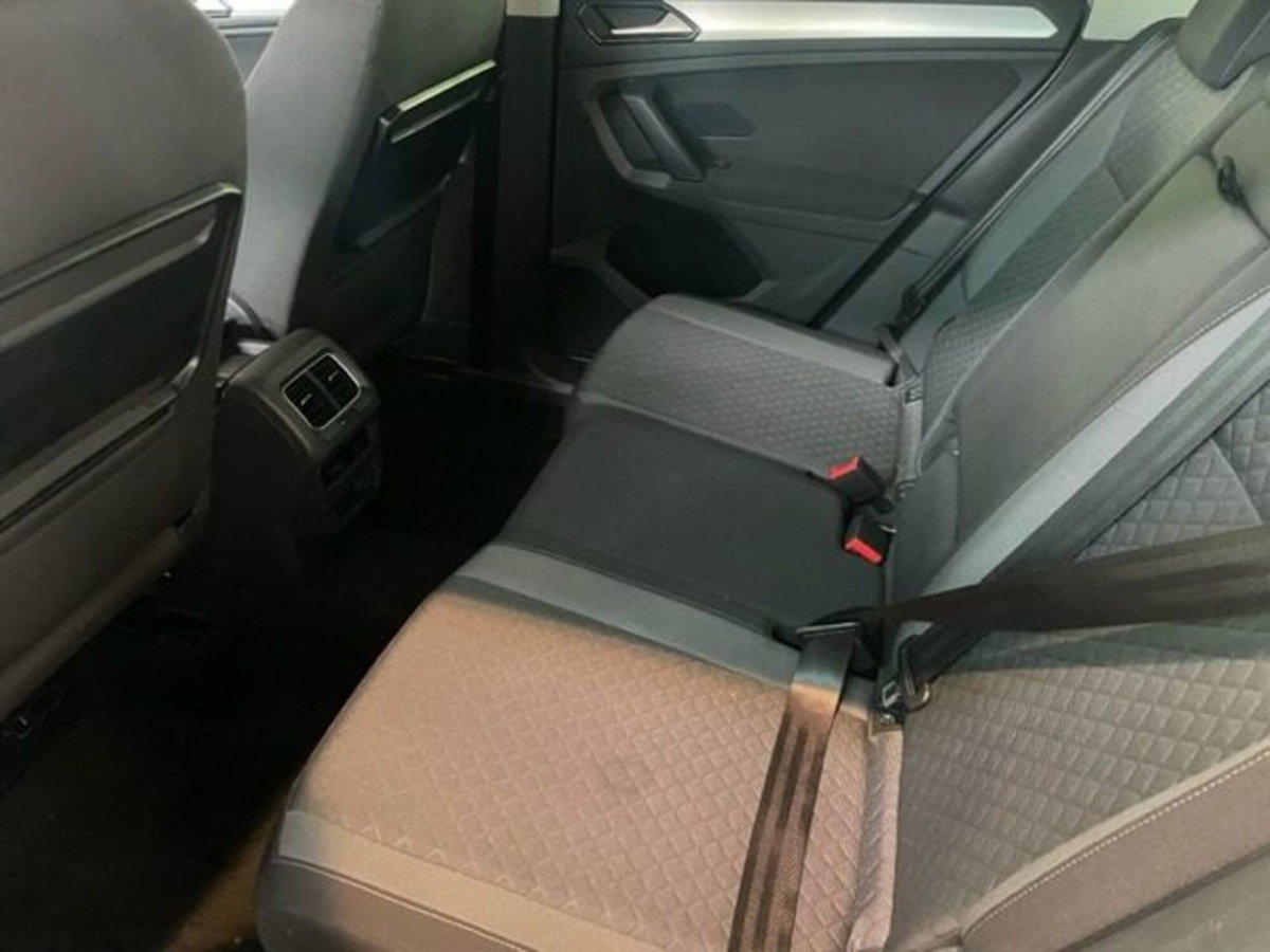 Volkswagen Tiguan Allspace 2.0 TDI SCR DSG 4MOTION Business BMT (7)