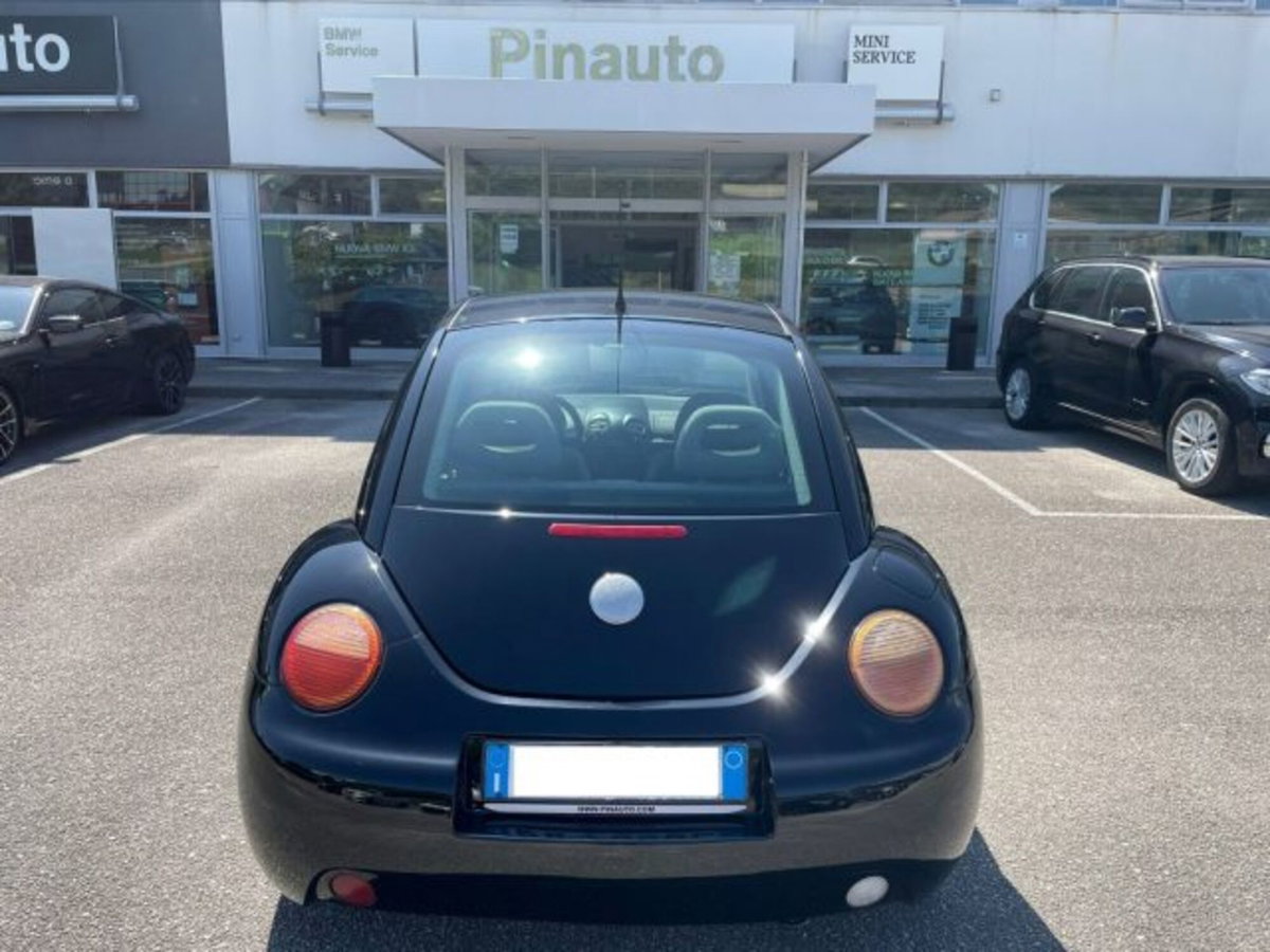 Volkswagen New Beetle TDI (6)