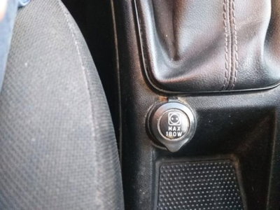 Fiat Punto 1.4 8V 5 porte Natural Power Virgin Radio (7)