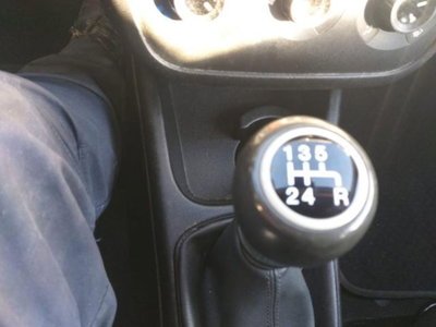 Fiat Punto 1.4 8V 5 porte Natural Power Virgin Radio (9)