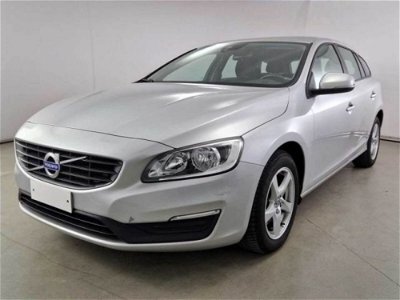 Volvo V60 D2 Geartronic Business my 17 usata