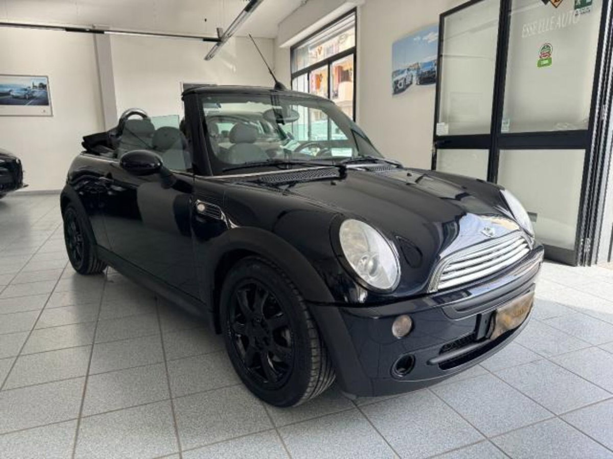 MINI Mini Cabrio 1.6 16V One Cabrio (3)