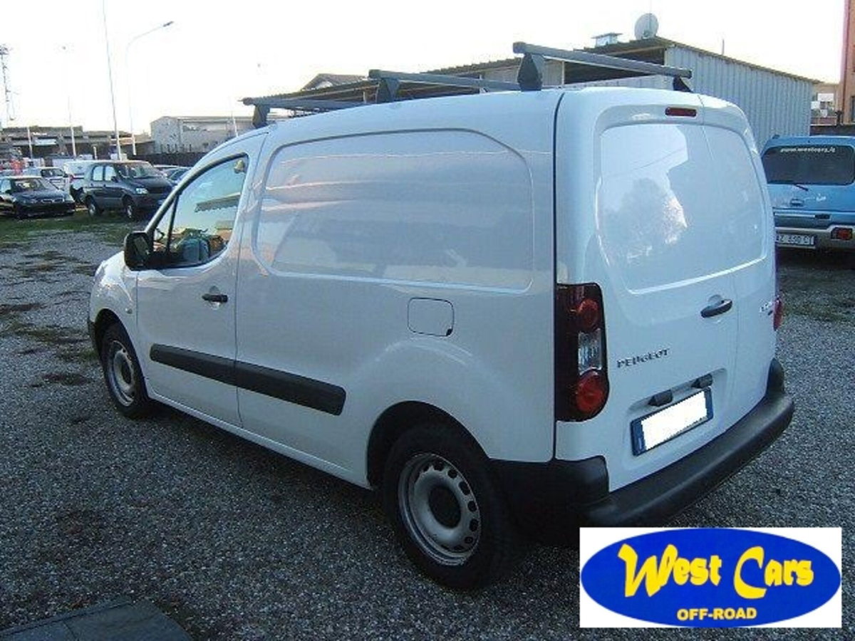 Peugeot Partner BlueHDi 100 ETG6 S&S Active (8)