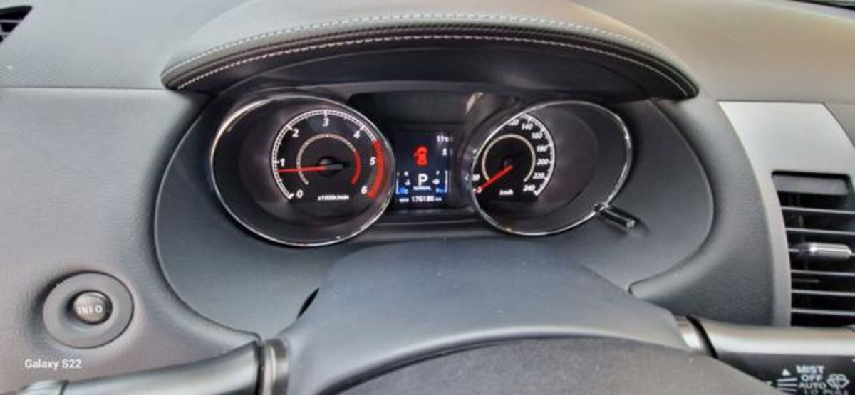 Citroen C-Crosser 2.2 HDi 160CV FAP DCS Exclusive Style (11)